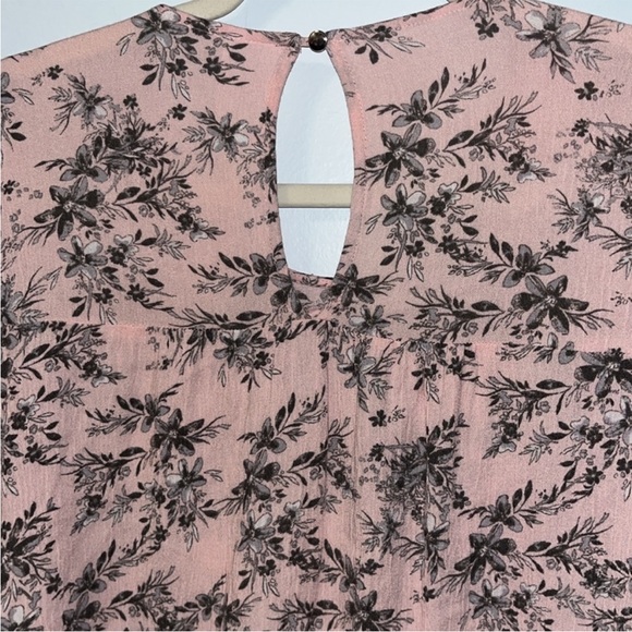 New Women's Grayson Threads Pink Gray Floral Design Crinkled Rayon Blouse Med - Picture 5 of 7